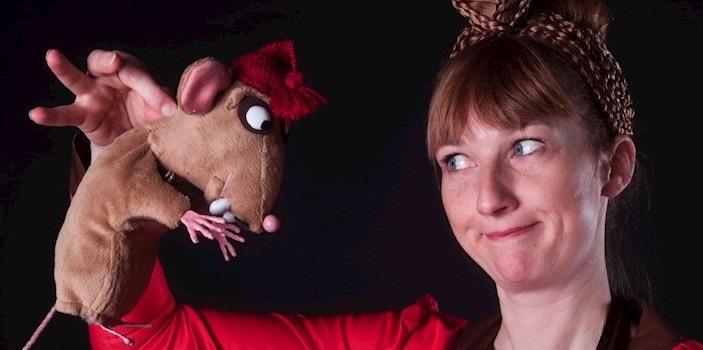 Næstved Teater præsenterer: Petruskas julehjerte  03. december kl. 11:00